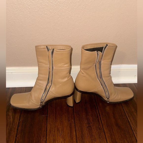 Goffredo Fantini Italy Tan Leather Zip Low Calf Boots Women Sz 36 EU (Sz 6 USA) - Picture 2 of 15